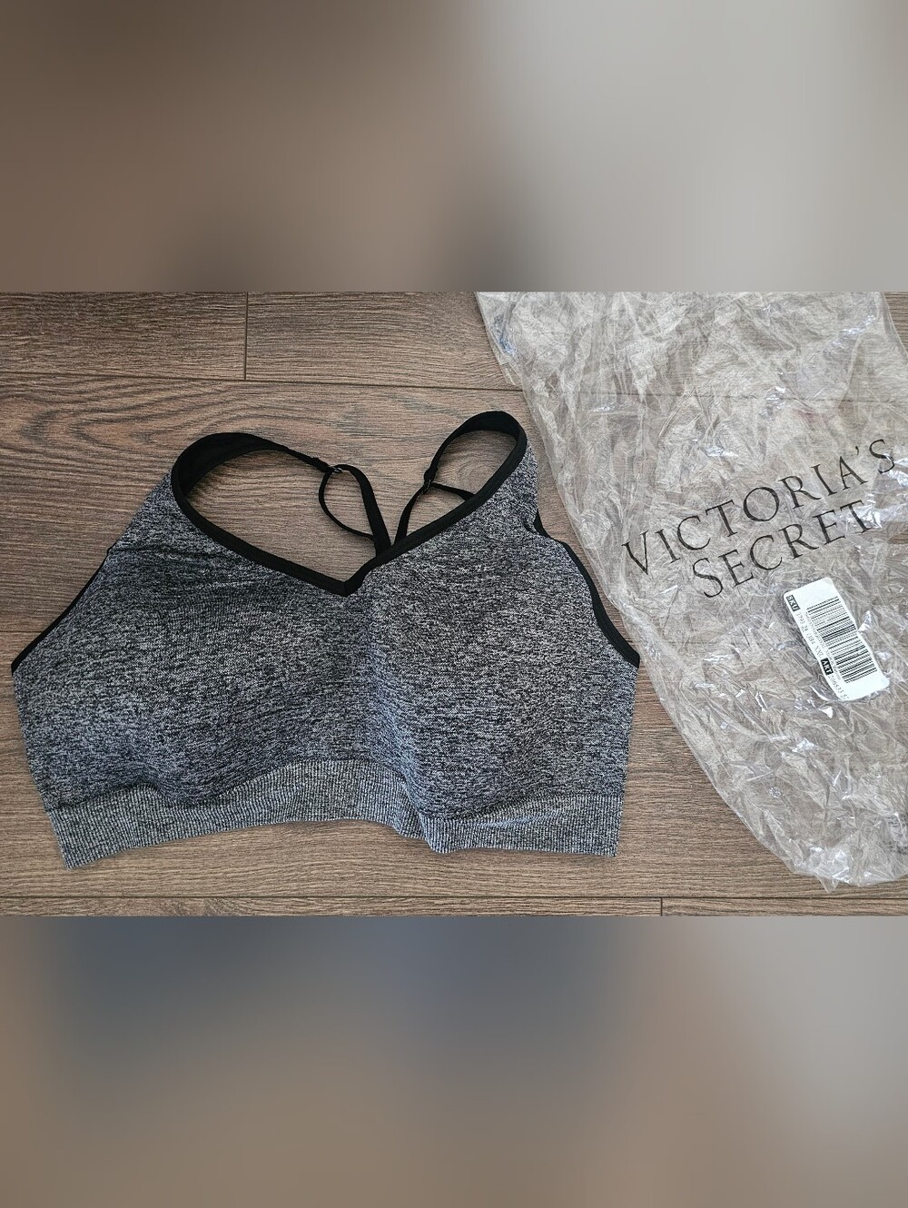 PINK Victoria's Secret Gray Heather Seamless Sports Bralette with Black Trim